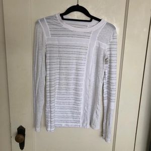 SOLD Lululemon Long Sleeve, Sz 6